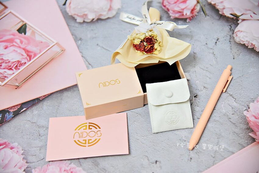 AIDOShop - 鎖骨間的研究院 ll 925純銀飾品，輕奢華造型，讓你的穿搭為之一亮，很適合情人節送禮或是生日禮