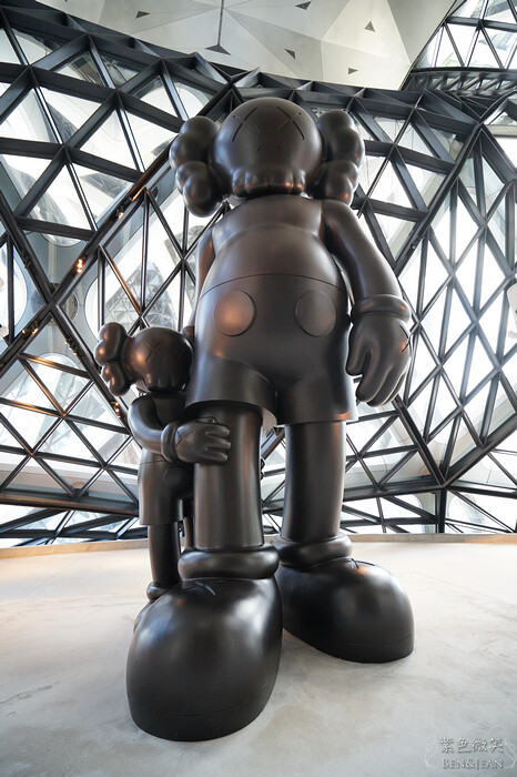 澳門澳門酒店》摩珀斯酒店，曲線女王札札哈蒂曠世遺作，免費裝置藝術超好拍