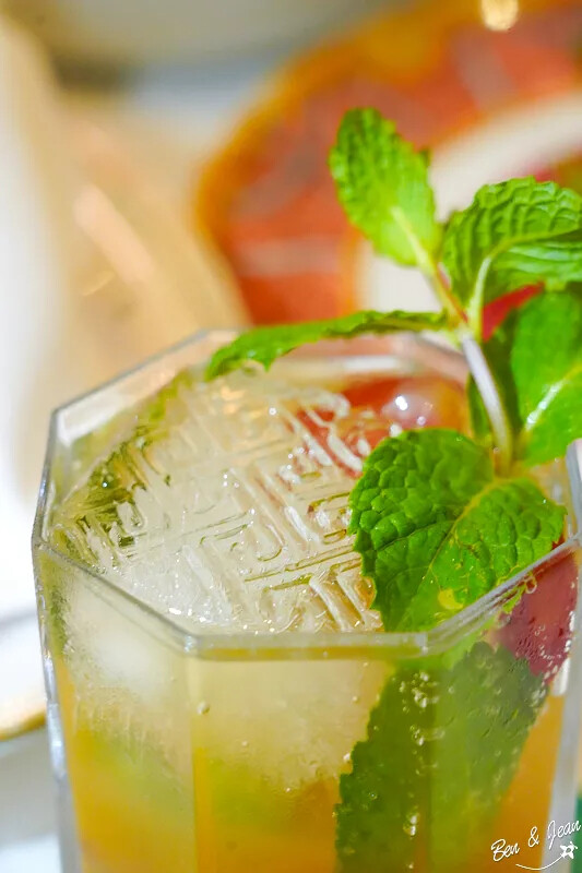 澳門嘉樂酒吧 澳門范思哲豪華酒店》澳門凡賽斯宮殿酒店貴婦級下午茶，餐點好吃餐具價值更是驚人