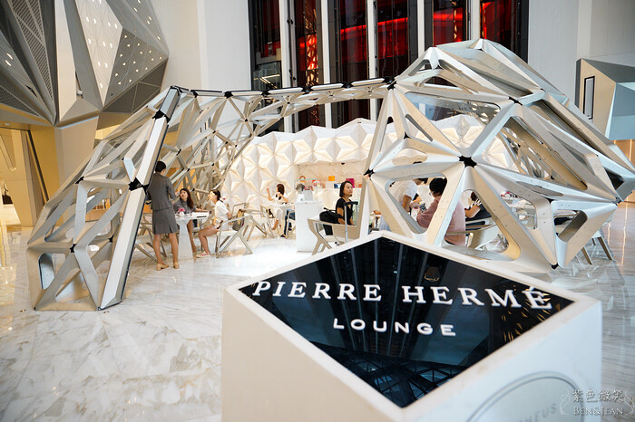 澳門澳門酒店》摩珀斯酒店，曲線女王札札哈蒂曠世遺作，免費裝置藝術超好拍