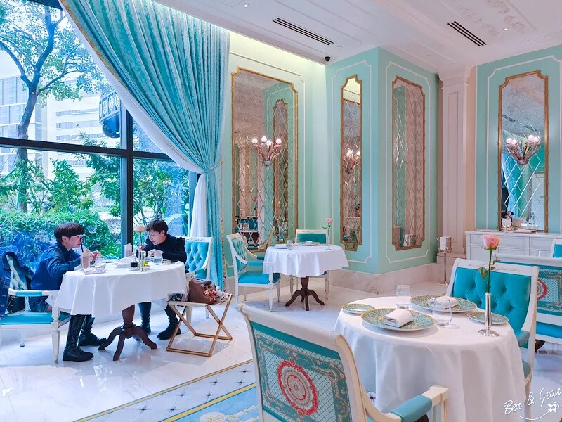 澳門嘉樂酒吧 澳門范思哲豪華酒店》澳門凡賽斯宮殿酒店貴婦級下午茶，餐點好吃餐具價值更是驚人