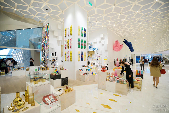 澳門澳門酒店》摩珀斯酒店，曲線女王札札哈蒂曠世遺作，免費裝置藝術超好拍