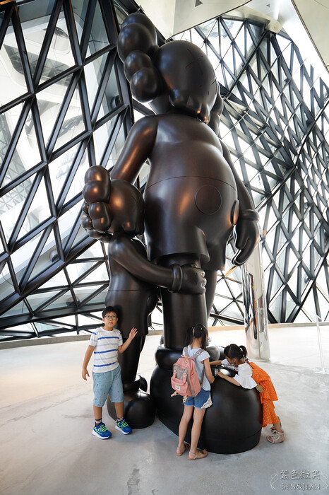 澳門澳門酒店》摩珀斯酒店，曲線女王札札哈蒂曠世遺作，免費裝置藝術超好拍