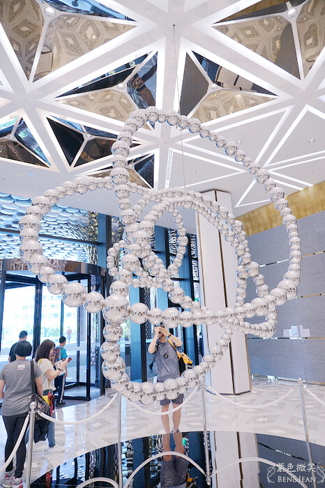 澳門澳門酒店》摩珀斯酒店，曲線女王札札哈蒂曠世遺作，免費裝置藝術超好拍