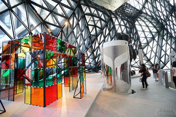 澳門澳門酒店》摩珀斯酒店，曲線女王札札哈蒂曠世遺作，免費裝置藝術超好拍