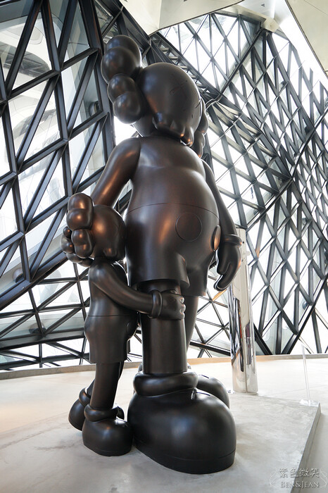 澳門澳門酒店》摩珀斯酒店，曲線女王札札哈蒂曠世遺作，免費裝置藝術超好拍