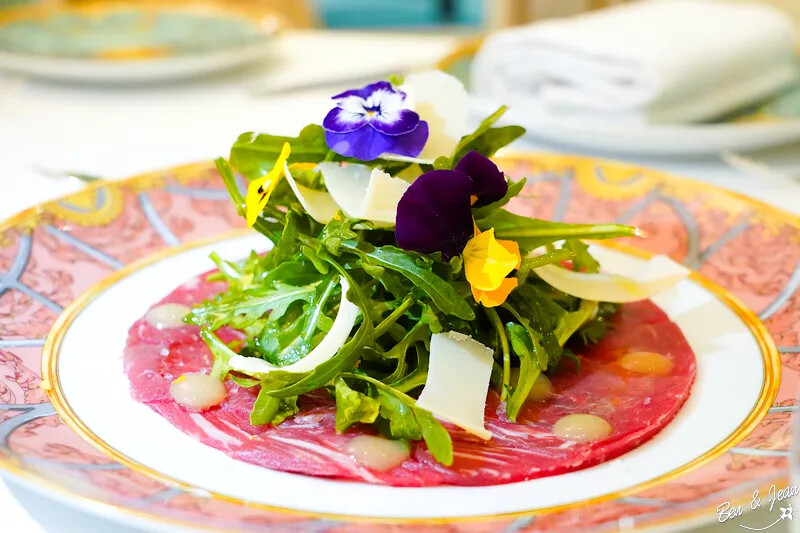 澳門嘉樂酒吧 澳門范思哲豪華酒店》澳門凡賽斯宮殿酒店貴婦級下午茶，餐點好吃餐具價值更是驚人