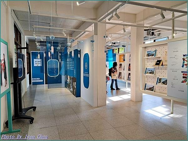 《屏東枋寮景點》鐵道之旅/百生枋寮藝術村/藍皮意象館/藍皮解