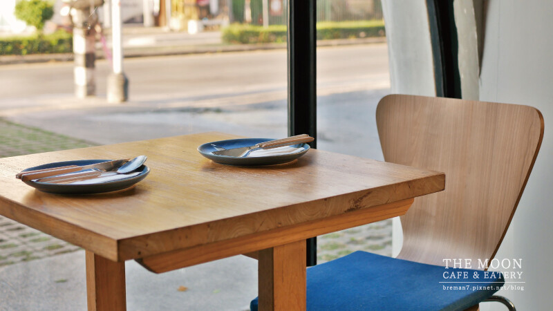 themooncafe-6