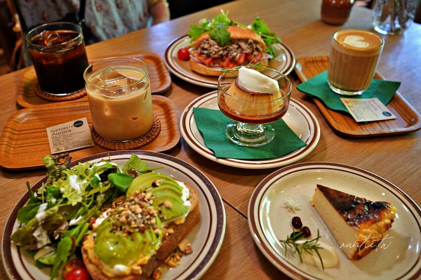 日本【靜岡美食】伊東市｜See The Forest，絕美植物系咖啡廳，早午餐咖啡