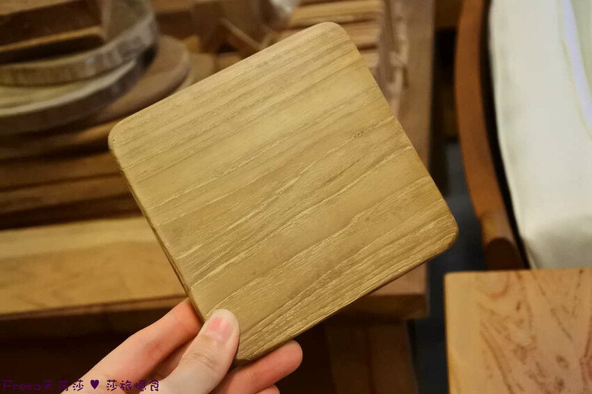 台南傢俱【桂禾棠柚木家具】高品質柚木沙發座椅.自家設計生產及客製訂購傢俱.榫卯書架超穩固│防潮防濕防白蟻│永康傢俱 - Fresa芙芮莎♥莎旅憶食