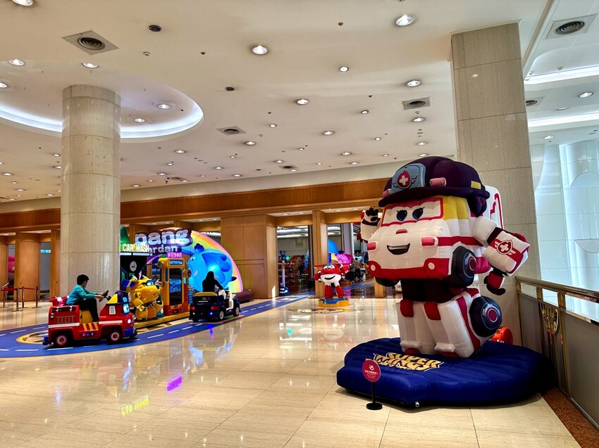 台南市中西區小朋友的最愛!超好玩的Super Wings互動交通小鎮＆pang胖仔花園兒童氣墊雙主題樂園來了!就在台南新光三越中