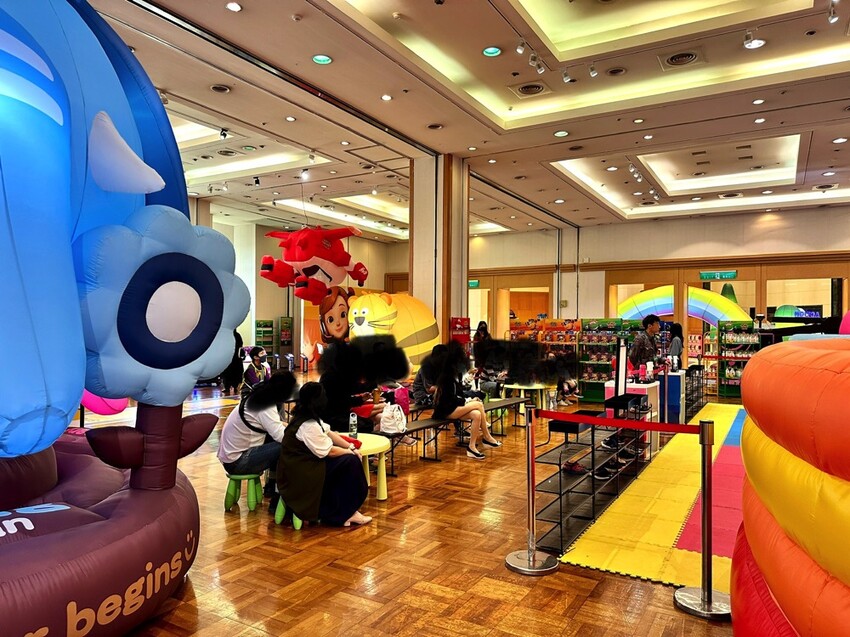 台南市中西區小朋友的最愛!超好玩的Super Wings互動交通小鎮＆pang胖仔花園兒童氣墊雙主題樂園來了!就在台南新光三越中