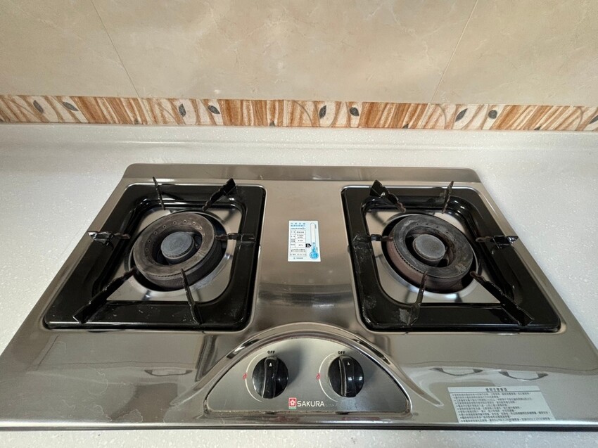 高雄裝潢後細清公司推薦:三峰專業清潔服務,獲得客戶一致好評,