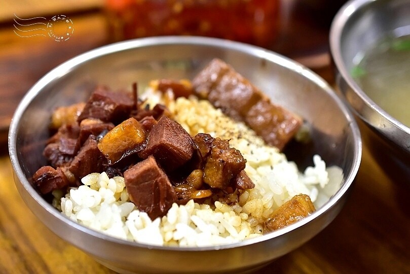 新竹城隍廟:滷肉飯