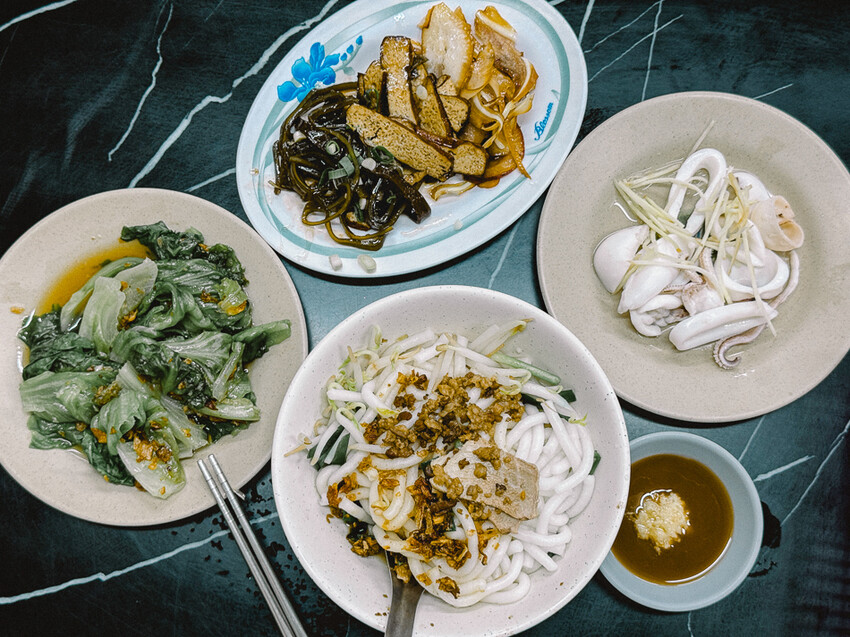 高雄市鳳山區2024高雄過好年 – 鳳山三民路 職人神工藝 x 解鎖減碳 龍好運