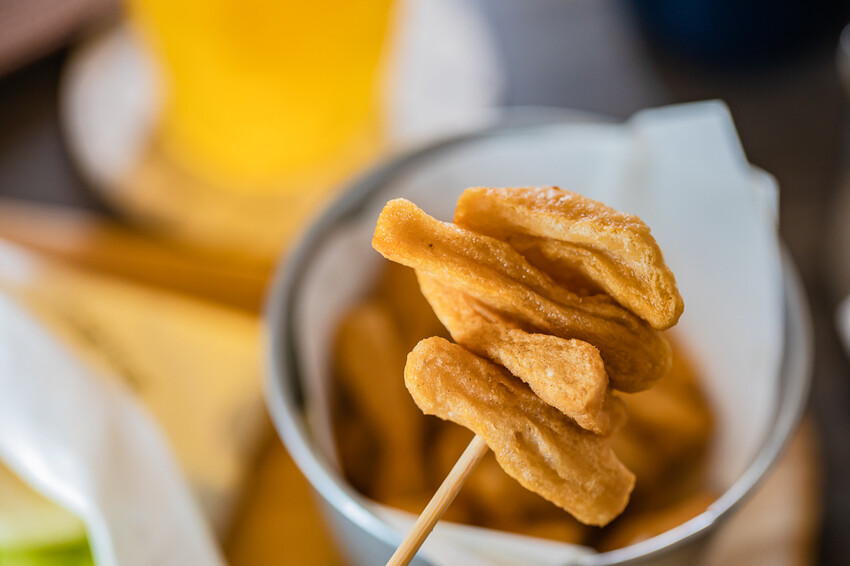 高雄市鳳山區2024高雄過好年 – 鳳山三民路 職人神工藝 x 解鎖減碳 龍好運