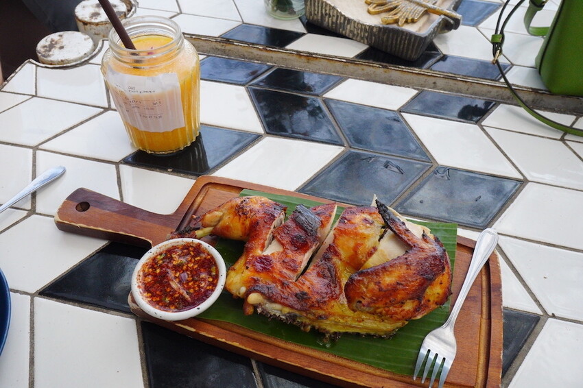 泰國泰國海景餐廳 Cave Beach Club｜濃濃的渡假感 人氣網美海灘餐廳!!