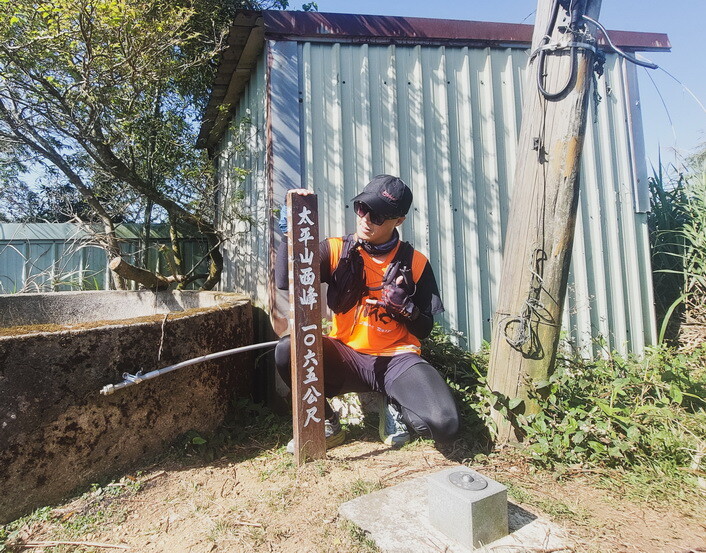 【雲嘉18連峰】嘉義雲林40K大縱走，必拍超美高山茶園。樟腦寮起登。補給點路線攻略。越野跑練習場 - 貪吃猴的幻想