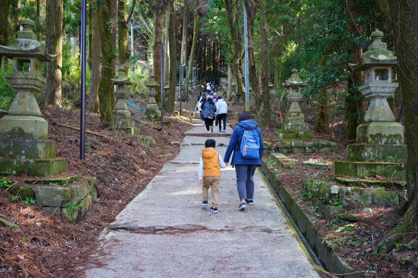 日本日本上色見熊野座神社：超人氣漫畫「螢火之森」粉絲必訪的夢幻神社導覽