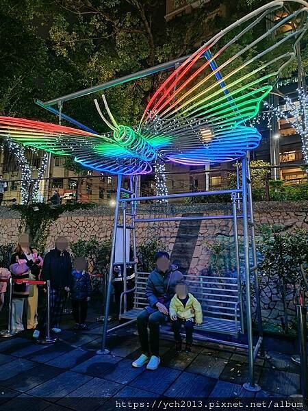 2024幸福新北戀戀中港／中港大排光雕展