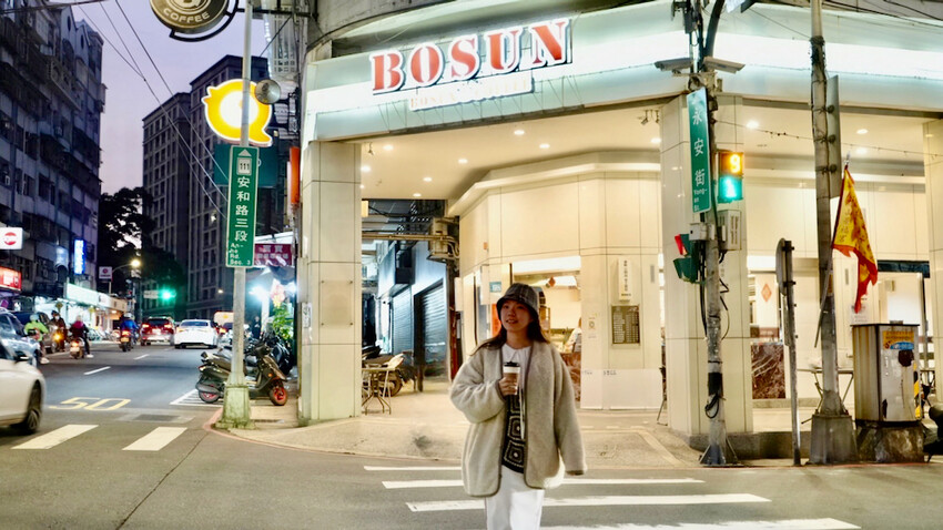 新北市新店區[新北景點] 搭安坑輕軌賞櫻｜一日票只要50元超划算！安坑輕軌周邊景點懶人包