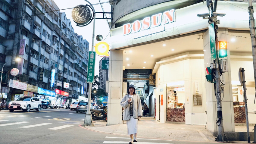 新北市新店區[新北景點] 搭安坑輕軌賞櫻｜一日票只要50元超划算！安坑輕軌周邊景點懶人包