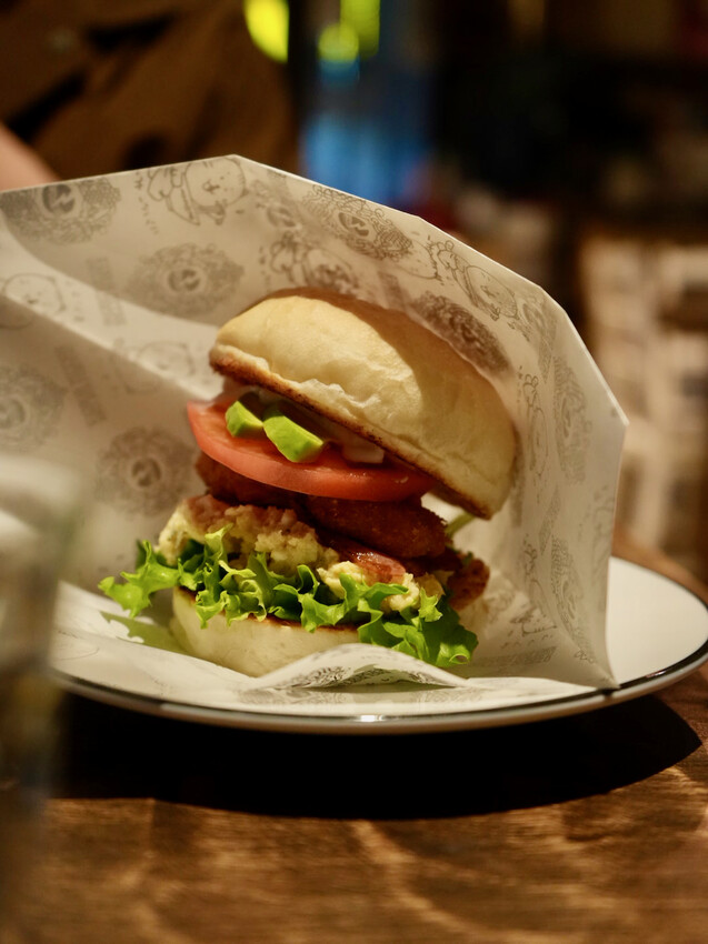 日本[日本] 岡山車站 Raccos Burger｜「漢堡百名店」岡山必吃和牛漢堡只要500日幣