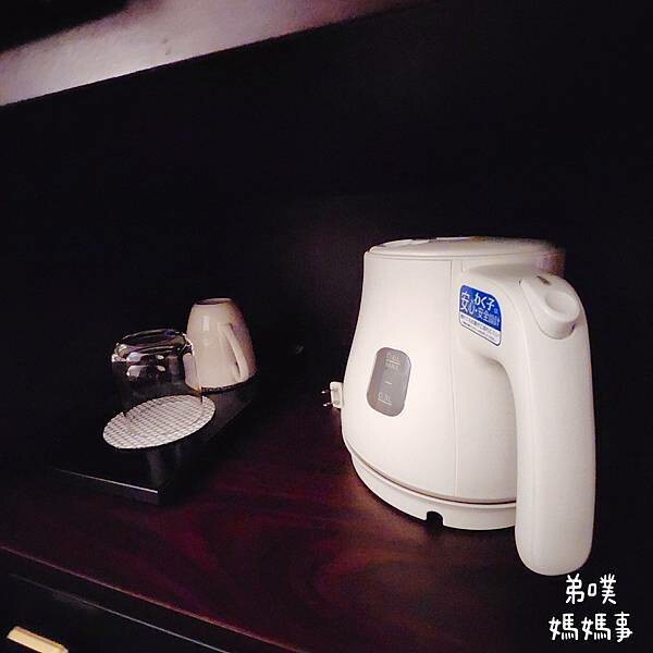 日本【日本‧東京】ART日暮里郎伍德酒店│京成SkyLiner可到，近日暮里車站走路1分鐘就到，房間大間、有浴缸，官網