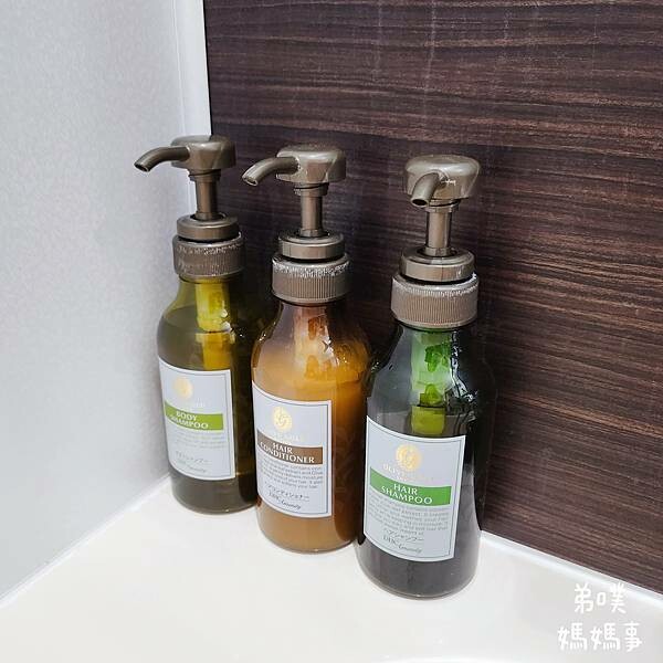 日本【日本‧東京】ART日暮里郎伍德酒店│京成SkyLiner可到，近日暮里車站走路1分鐘就到，房間大間、有浴缸，官網