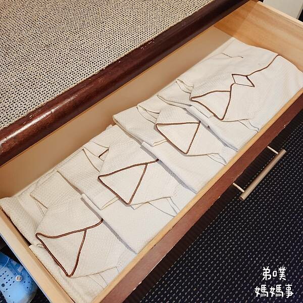 日本【日本‧東京】ART日暮里郎伍德酒店│京成SkyLiner可到，近日暮里車站走路1分鐘就到，房間大間、有浴缸，官網