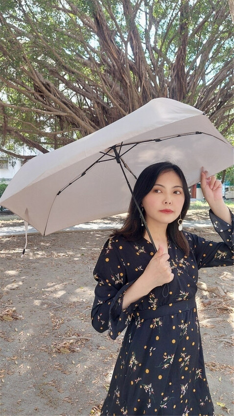 穿搭|check2check 超微米輕量抗UV極鋒傘,超級無