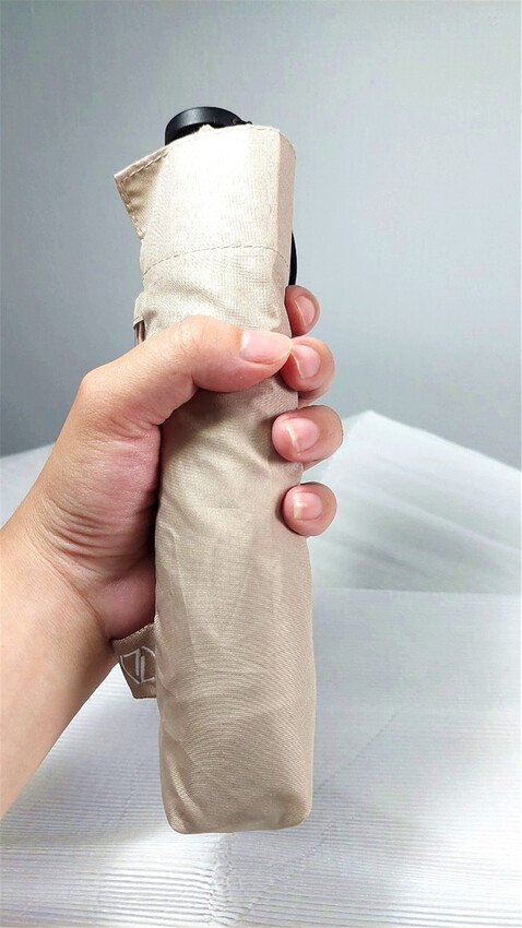 穿搭|check2check 超微米輕量抗UV極鋒傘,超級無