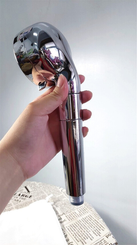 生活|台灣專利『Water More超微米氣泡蓮蓬頭』,淋浴