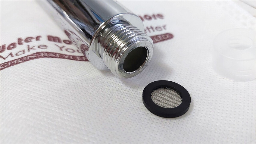 生活|台灣專利『Water More超微米氣泡蓮蓬頭』,淋浴