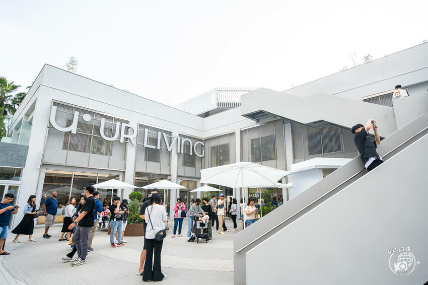 台中市南屯區UR LIVING生活美學 文心森林店 | 台中新景點！巨大史奴比超可愛超好拍，必吃蜷尾家冰淇淋～