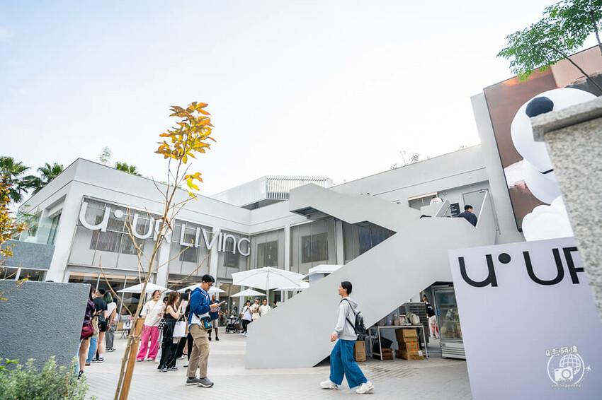 台中市南屯區UR LIVING生活美學 文心森林店 | 台中新景點！巨大史奴比超可愛超好拍，必吃蜷尾家冰淇淋～