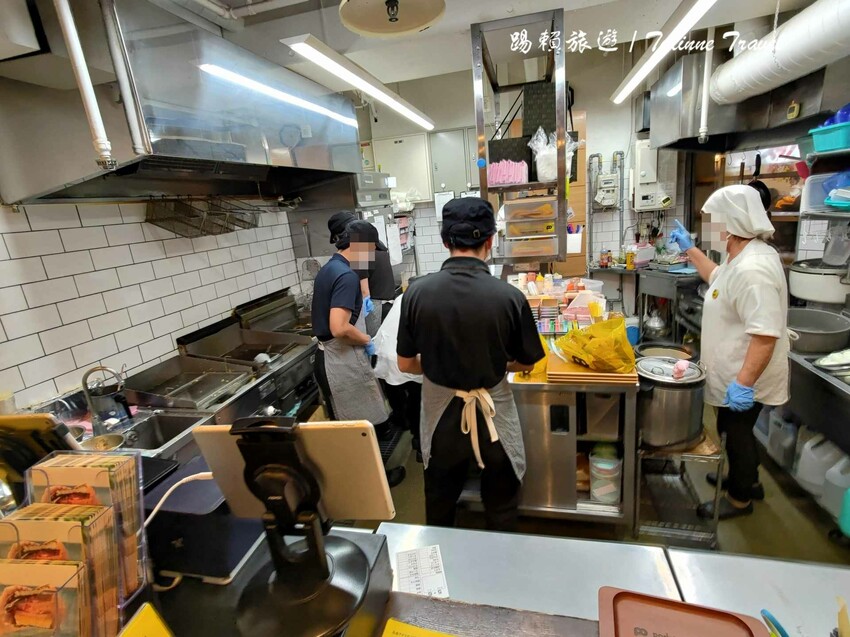 日本【沖繩美食】珀塔瑪豬肉蛋飯糰，必吃沖繩飯糰 | 那霸國際通小吃、北谷美國村美食 | 日本熱門排隊美食推薦