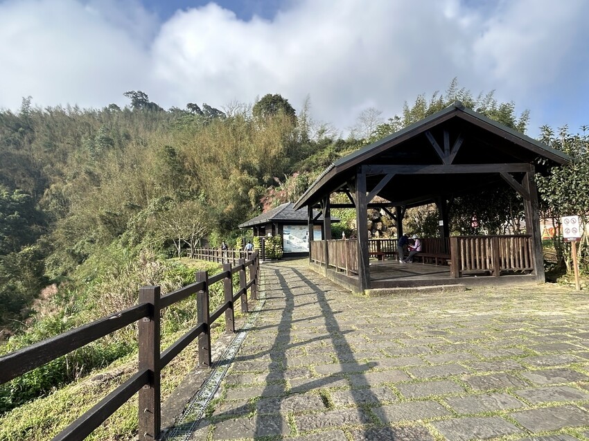 阿里山【小笠原山景觀台】觀日出，初訪秘境【對高岳車站】，漫步
