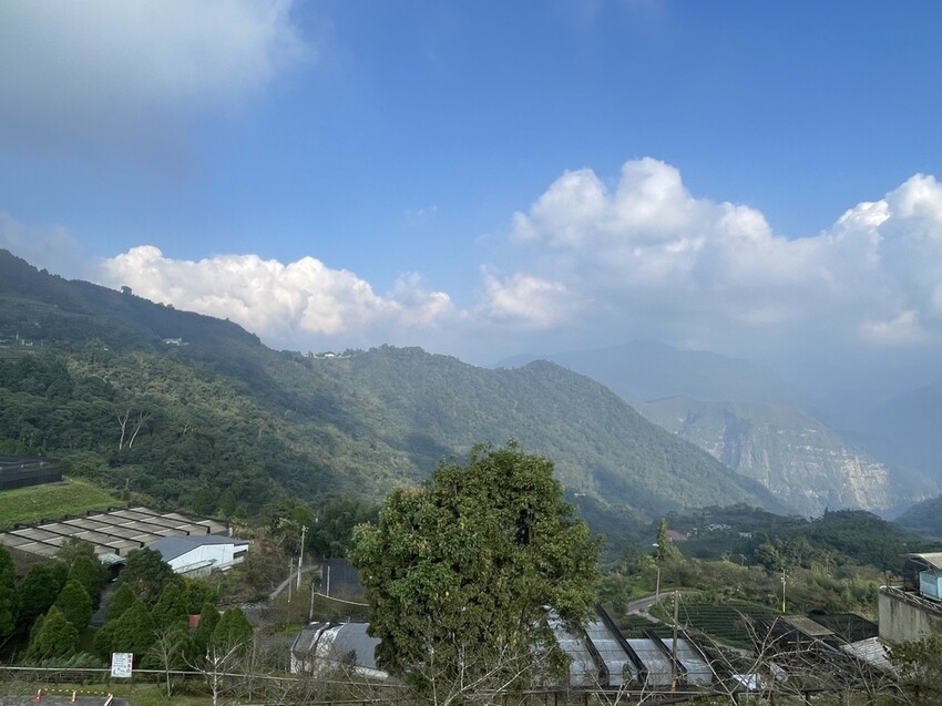 阿里山【小笠原山景觀台】觀日出，初訪秘境【對高岳車站】，漫步