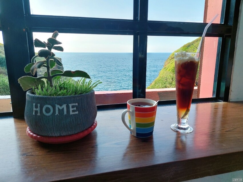 【旅食.新北】登山才能喝到彩虹咖啡 【旅食.新北】登山才能喝到彩虹咖啡