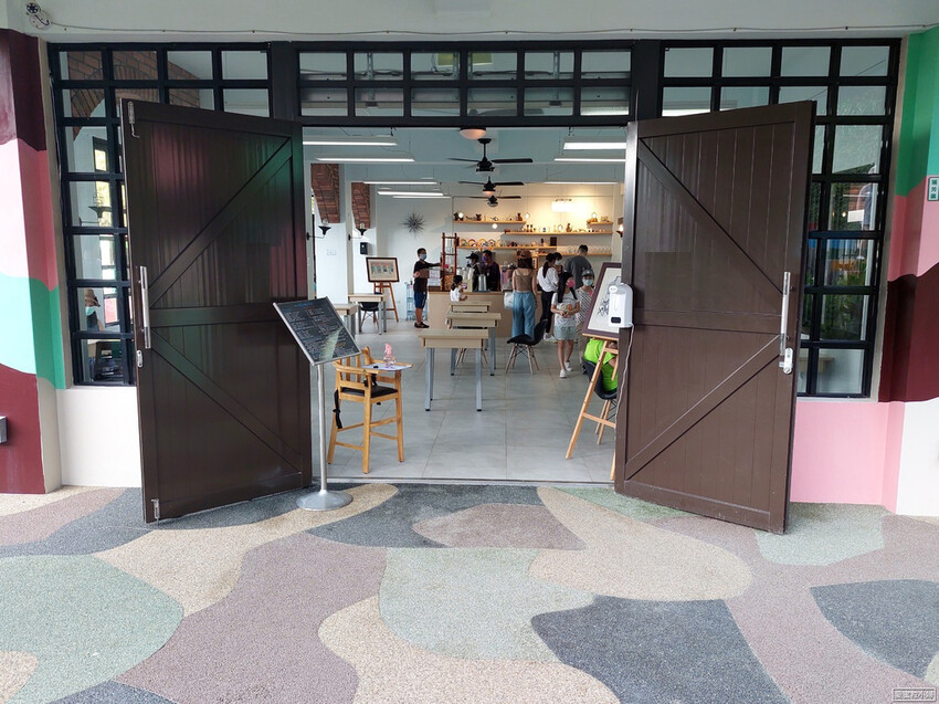 【旅食.瑞方】海蝕海崖地質景觀!聽濤Cafe鼻頭角登山步道迷 【旅食.瑞方】海蝕海崖地質景觀!聽濤Cafe鼻頭角登山步道迷