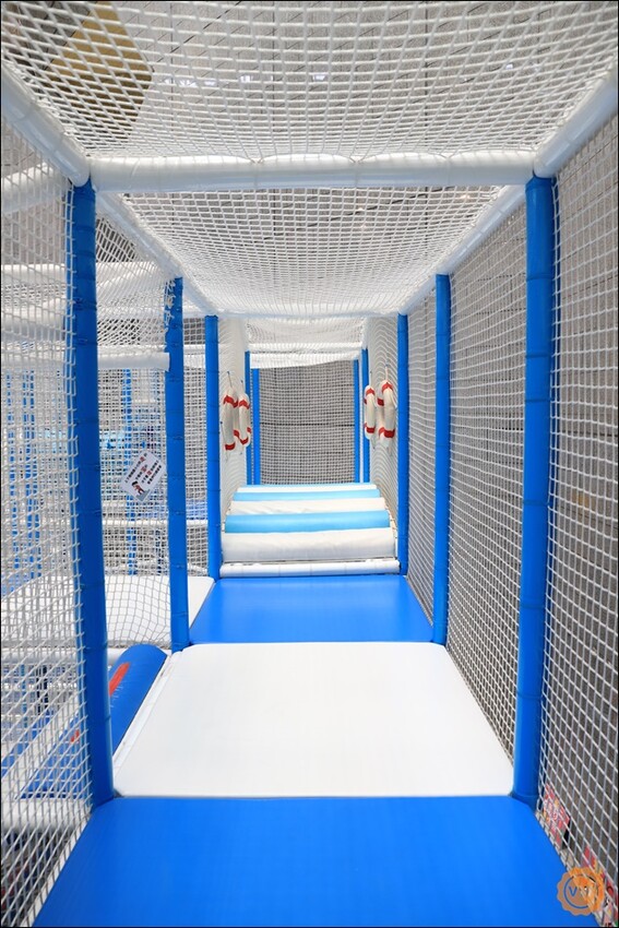 高雄市三民區高雄旅遊|親子一日遊景點推薦:科工館熱雪天堂兒童滑雪樂園2.0