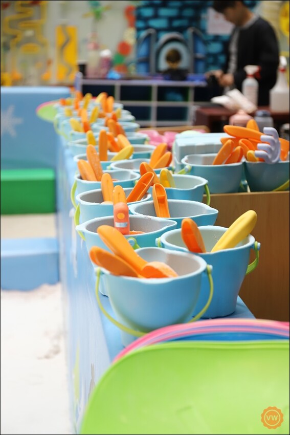 高雄市三民區高雄旅遊|親子一日遊景點推薦:科工館熱雪天堂兒童滑雪樂園2.0