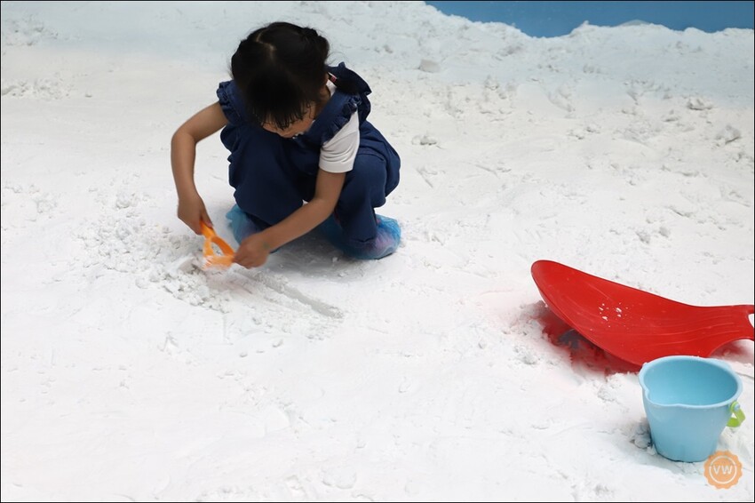 高雄市三民區高雄旅遊|親子一日遊景點推薦:科工館熱雪天堂兒童滑雪樂園2.0