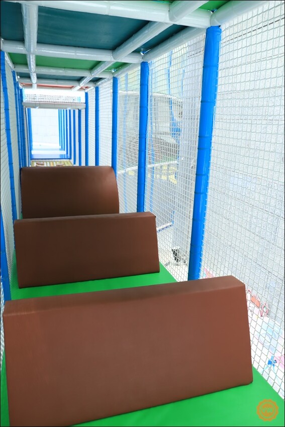 高雄市三民區高雄旅遊|親子一日遊景點推薦:科工館熱雪天堂兒童滑雪樂園2.0