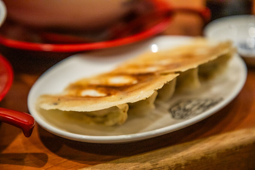 日本龜王拉麵 道頓堀店|不只有一蘭拉麵可以選擇!在地人也超愛的高評價排隊拉麵