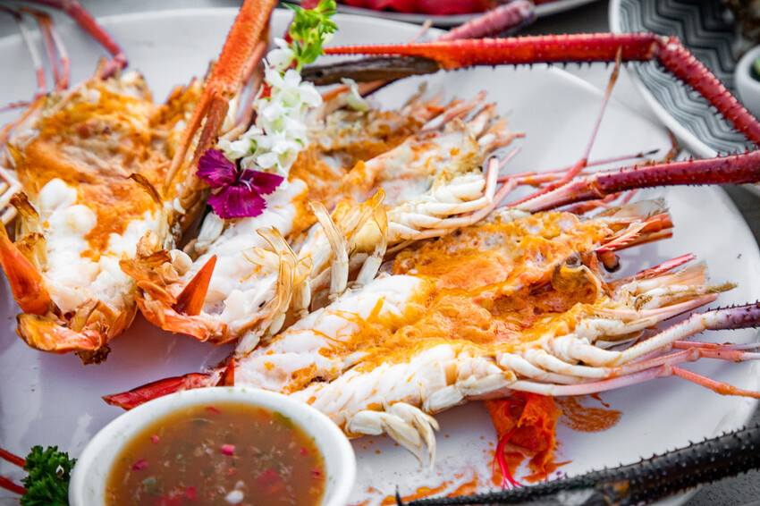 泰國曼谷彩虹雲霄酒店餐廳自助餐|一生一定要來吃一次!漫步雲端高空超豪華吃到飽餐廳