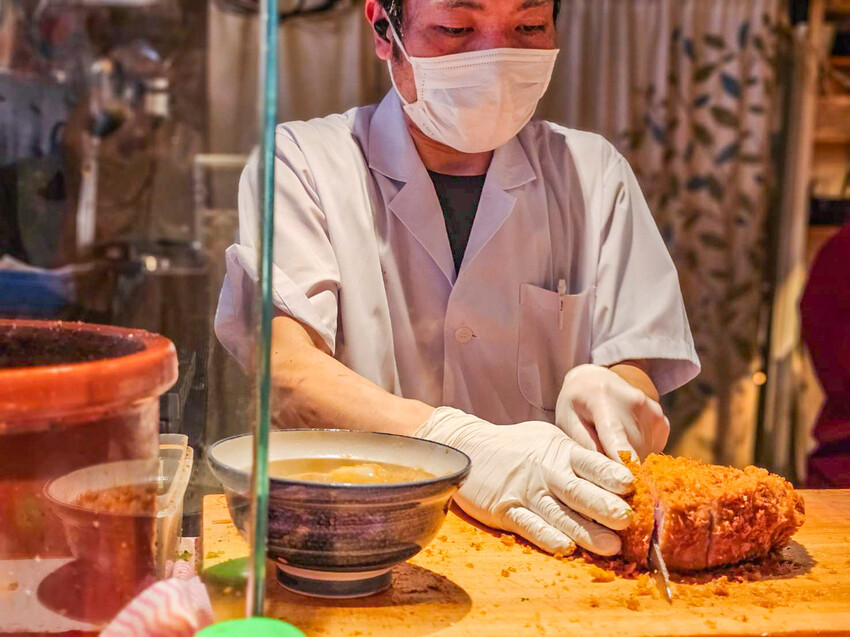 日本千代松勝蓋飯|吃不完!根本吃不完!號稱日本第一厚炸豬排蓋飯