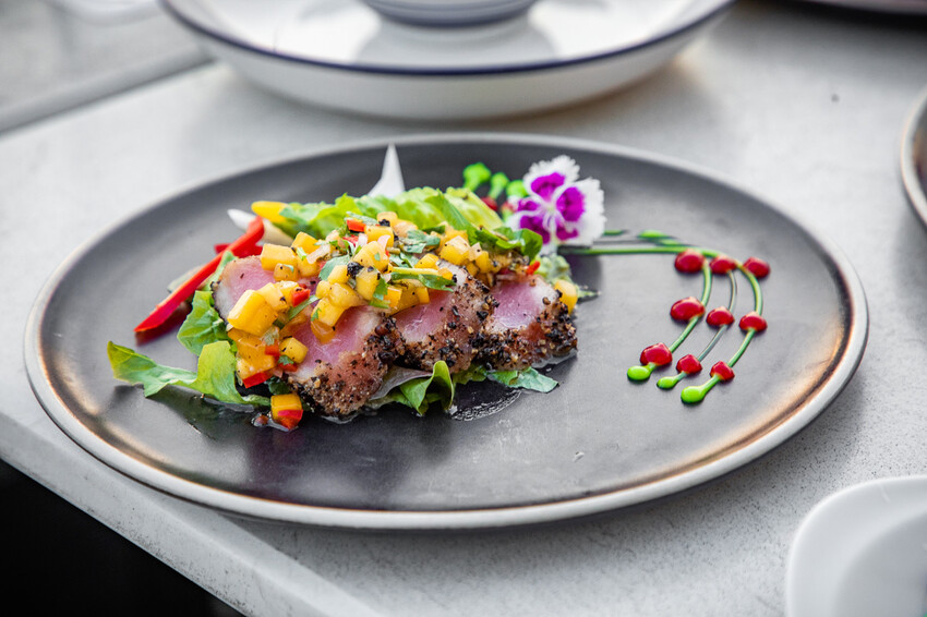 泰國曼谷彩虹雲霄酒店餐廳自助餐|一生一定要來吃一次!漫步雲端高空超豪華吃到飽餐廳